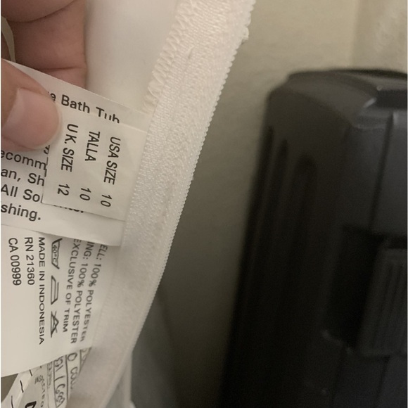 Mori Lee by Madeleine Gardner Wedding Dress size 10 - Picture 4 of 4